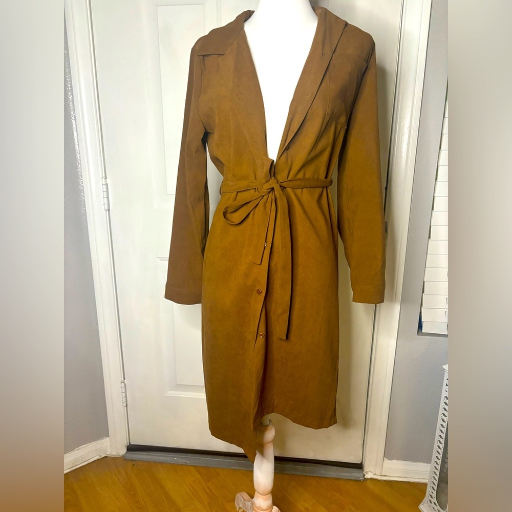 Ordinary holiday | EUC size sm-med | chocolate brown faux suede trench coat